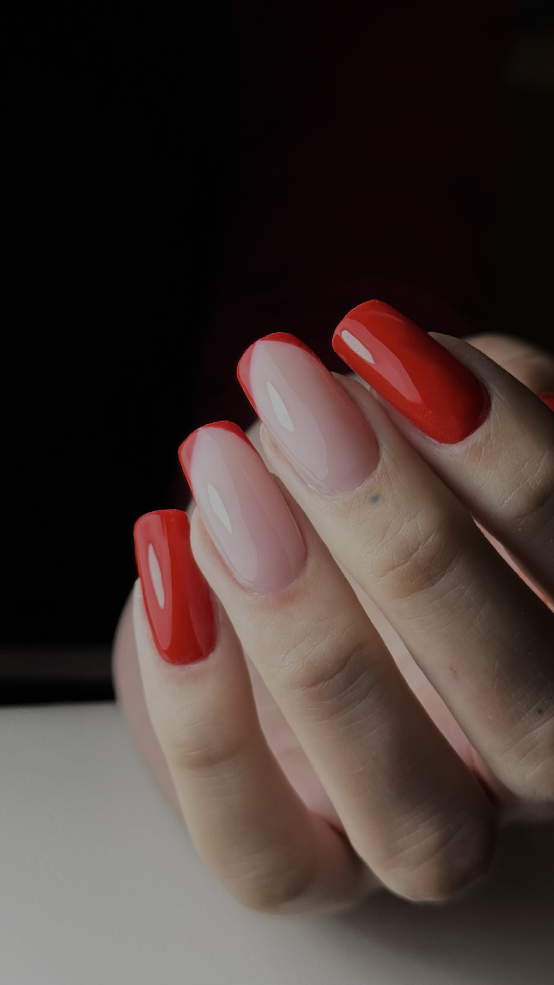 Red and coral nail design