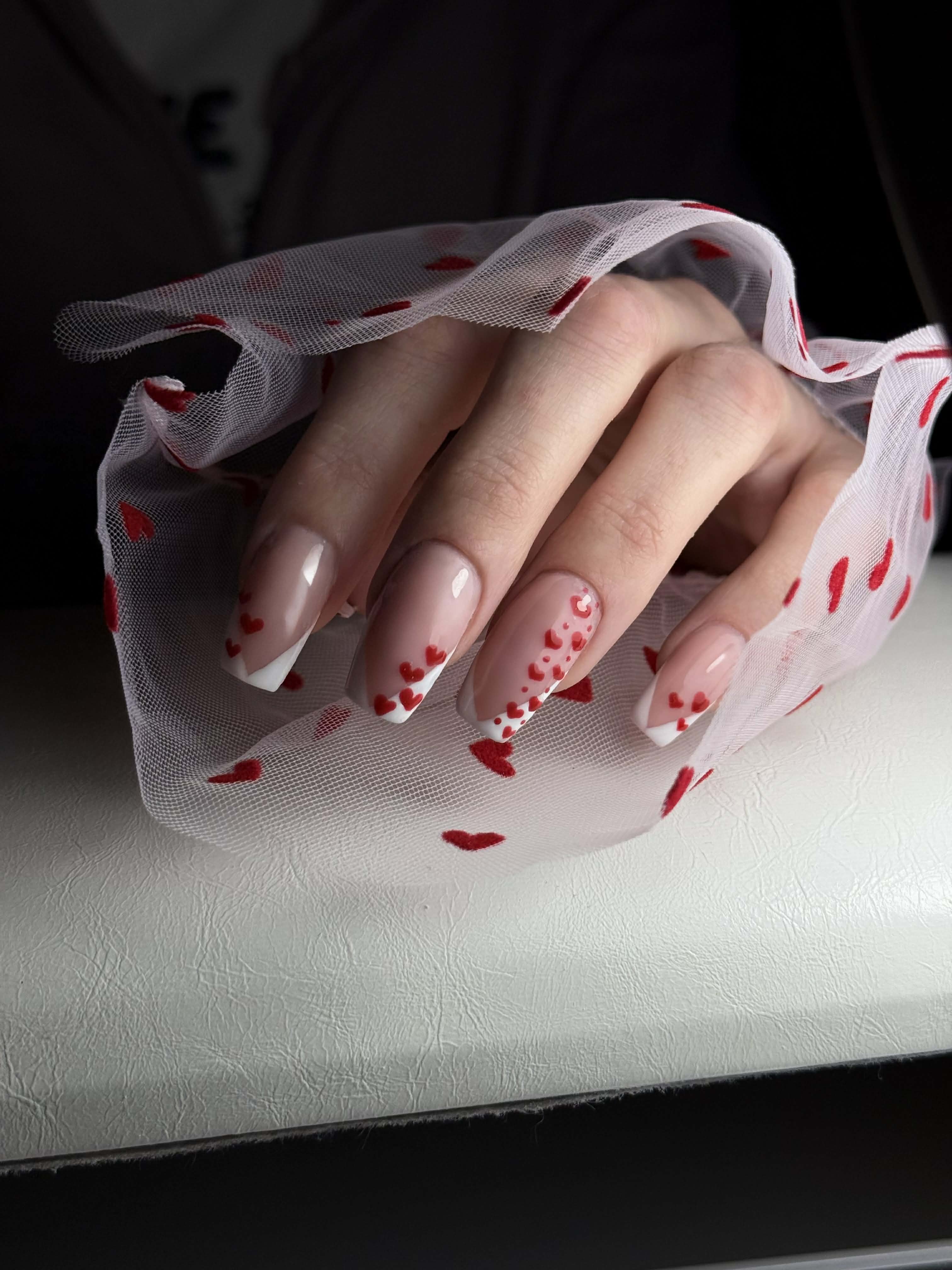 French tips with hearts